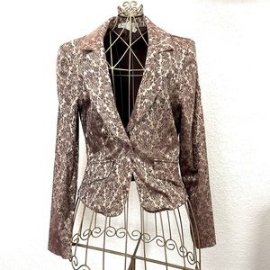 La Belle woman’s jacket. Size M.
